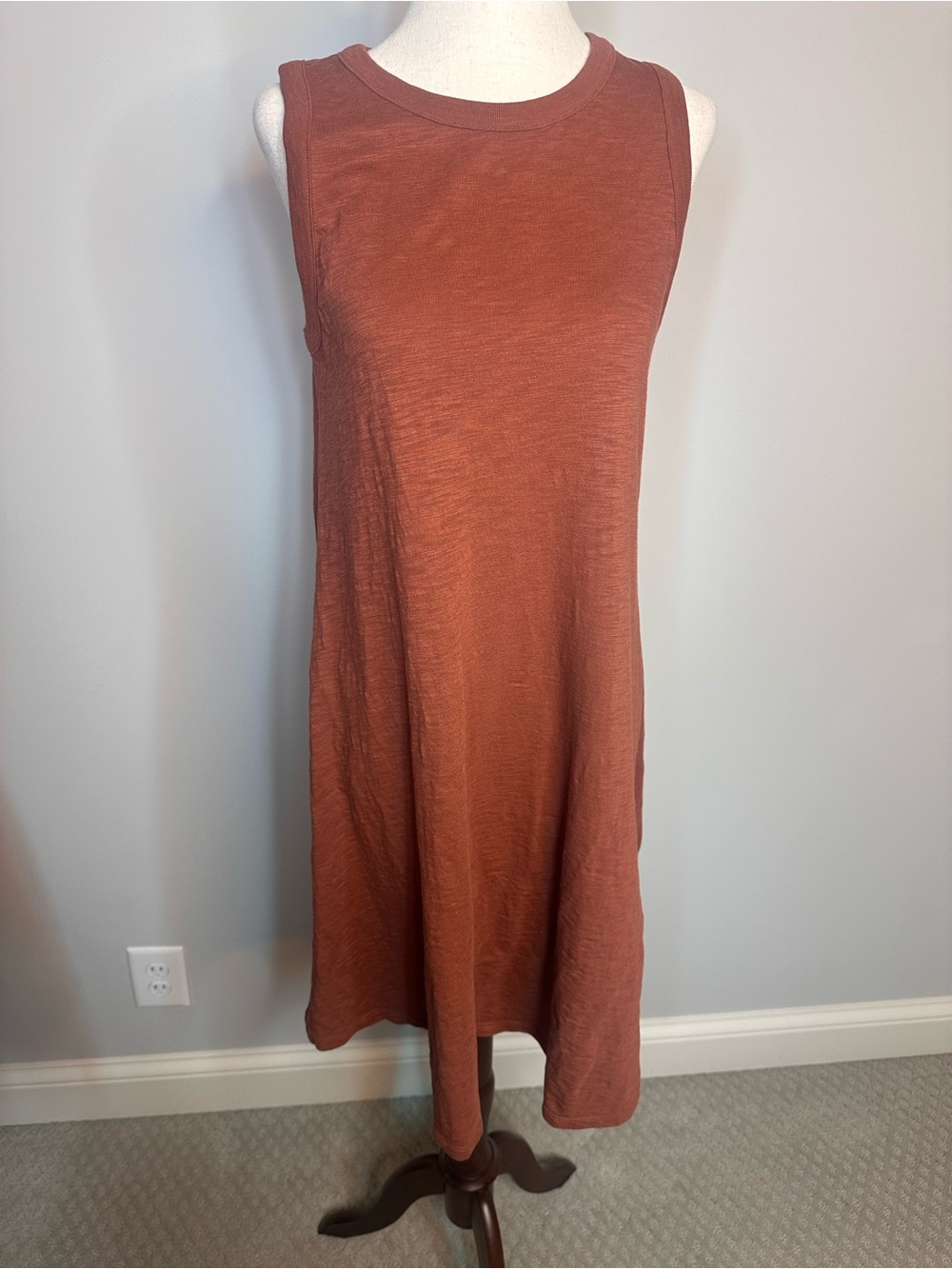 Sz S Universal Thread rust sheath dress cotton high neck sleeveless